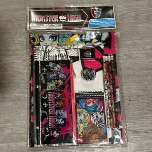 2013 MONSTER HIGH 11 pc stationery set